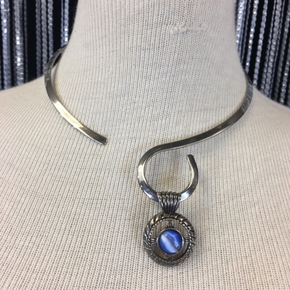 Blue Cat’s Eye & Silver Tone Metal Collar Necklace